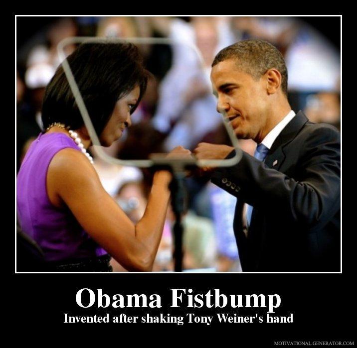 Obama-fistbump-invented-after-shaking-tony-weiner-s-hand-d97c0a
